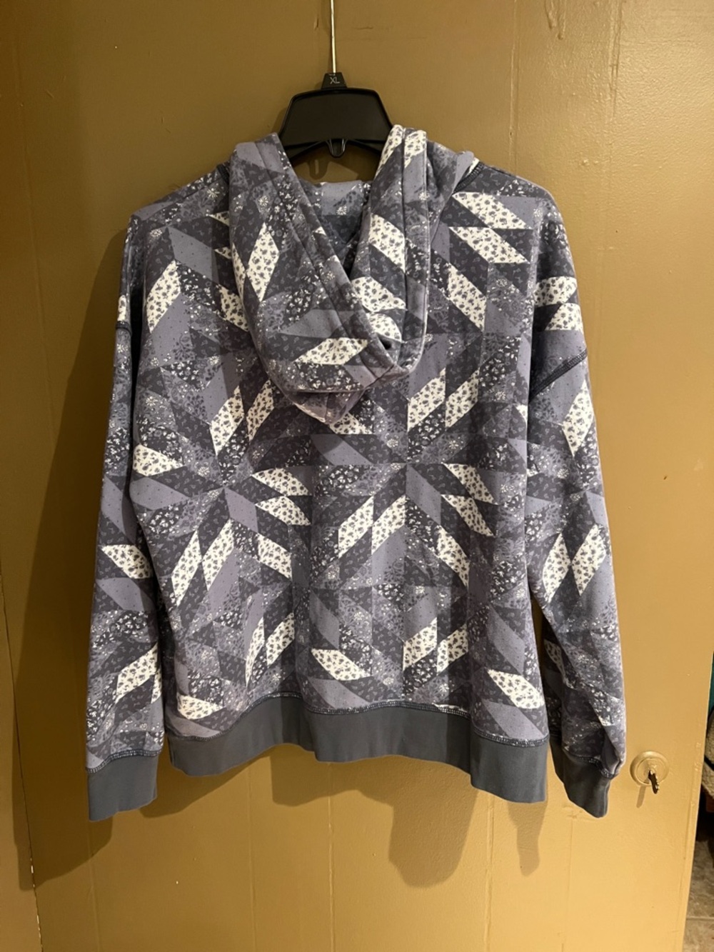 American Eagle Outfitters Blue & White Geometric Crewneck Hoodie - Picture 9 of 11
